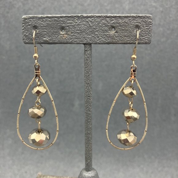 Dangle Pierced Earrings Silver Textured Teardrop Gunmetal Faceted Triple Bead - Picture 1 of 5